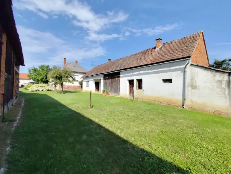 Eladó Családi ház – Bajánsenye