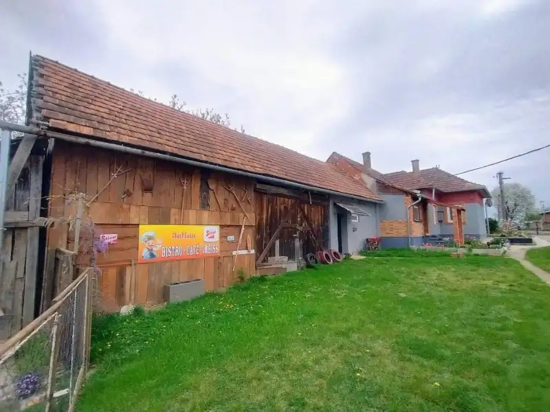 Eladó Családi ház – Kozmadombja