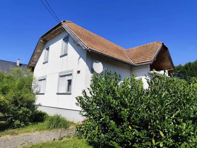 Eladó Családi ház – Zalabaksa