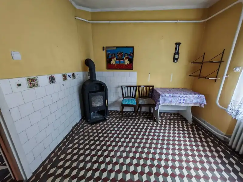 Eladó Családi ház – Viszák